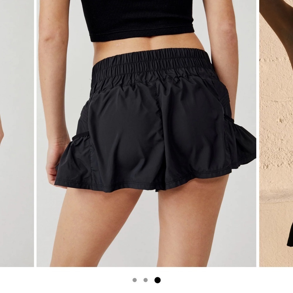 Free people Black Ruffled Mini Skirt
Caja 9 - Picture 2 of 4